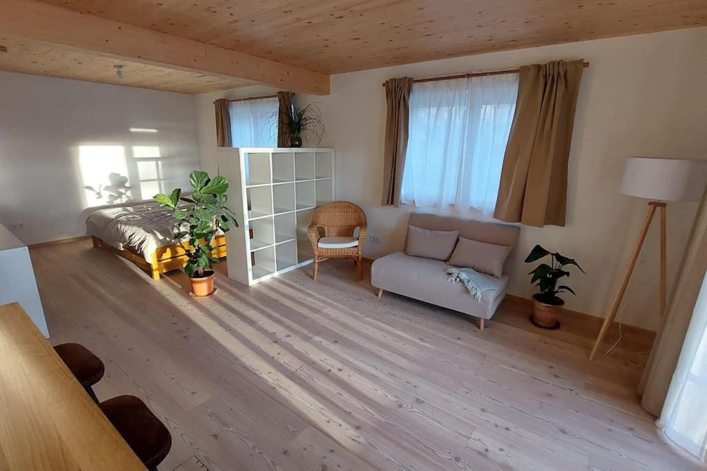 Ferienwohnung Stern Unterthingau エクステリア 写真